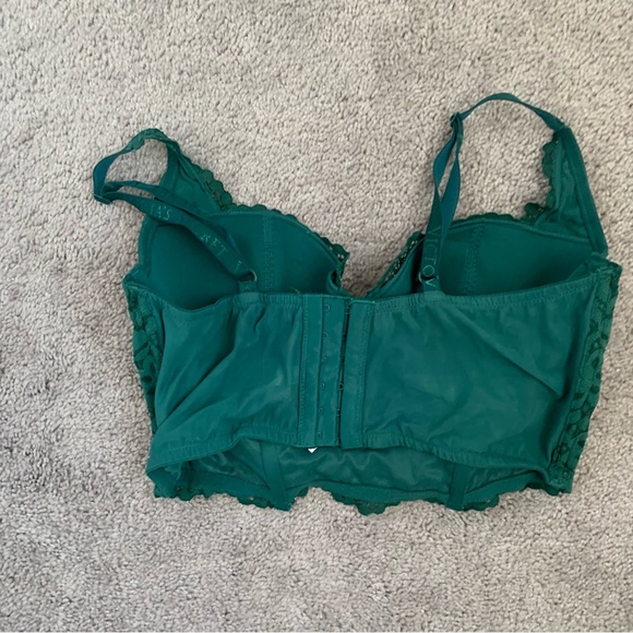 EUC VS GREEN LACE BUSTIER - Picture 3 of 3